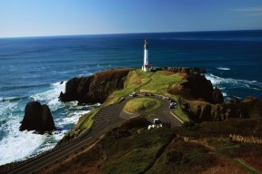 爱游戏登录入口-【联盟引入自动吹哨】科技保障裁判判罚公正公正